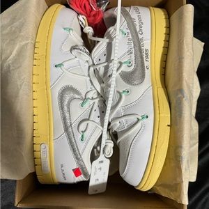 Nike dunk low off white lot 1